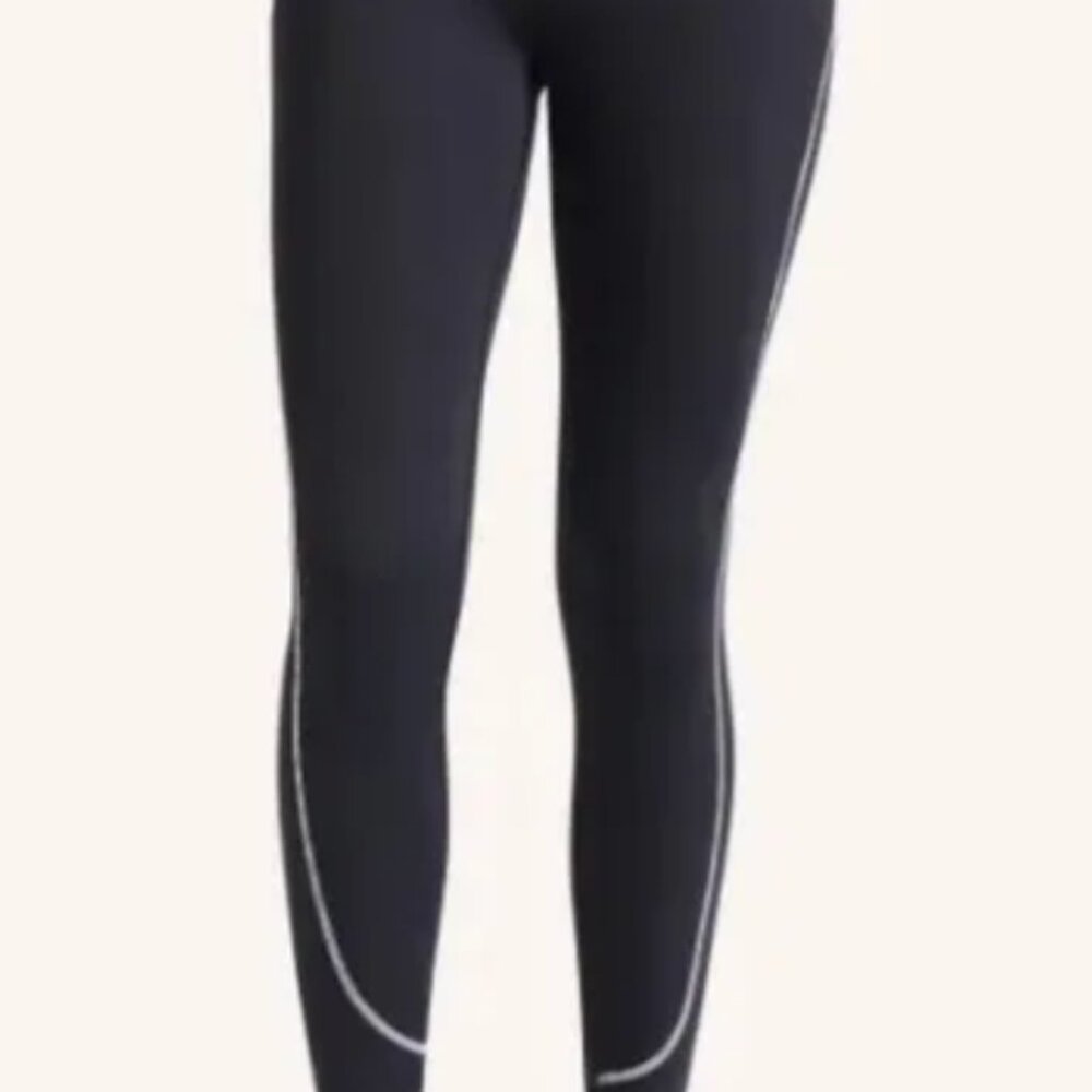 NWT Peloton Move Mission Reflective Seam Legging Activewear Black